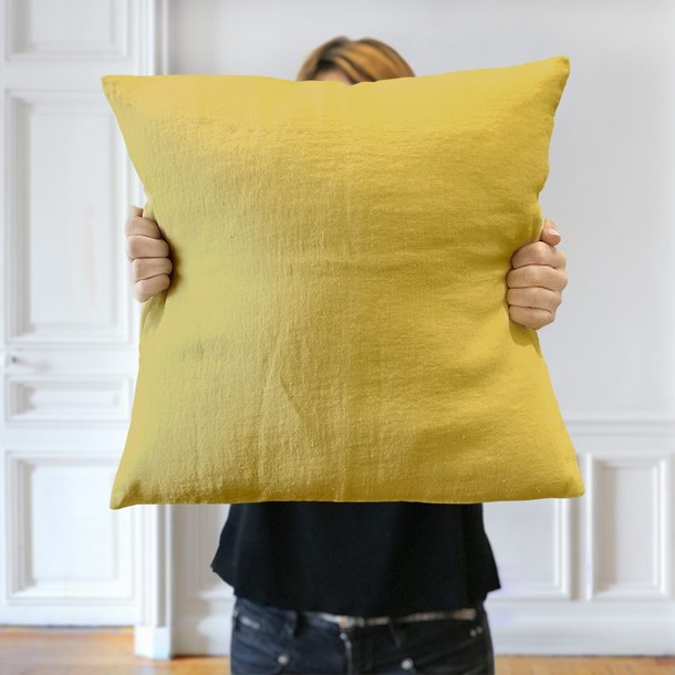 Coussin en lin lavé, teinte Curry, uni, Mes Mots Déco